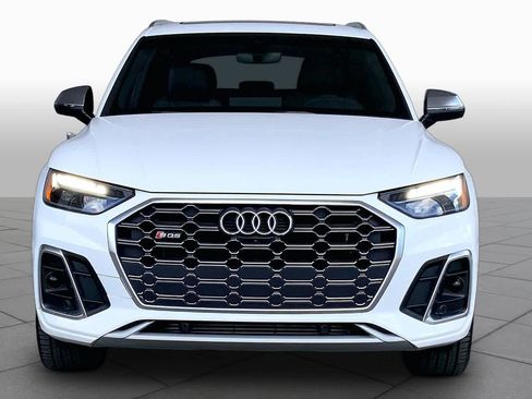 Used 2022 Audi SQ5 Premium Plus w/ Premium Plus Package AWD/4WD image 4