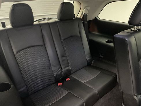 Used 2017 Dodge Journey Crossroad w/ Popular Equipment Group FWD image 27