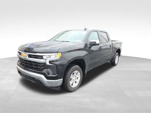 Used 2026 Chevrolet Silverado 1500 LT AWD/4WD image 3