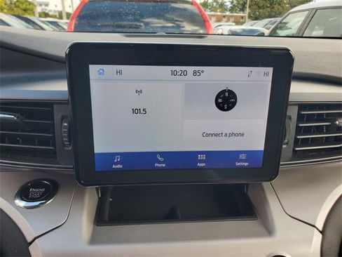 Used 2023 Ford Explorer XLT image 28