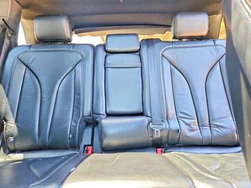 Used 2016 Lincoln MKX Reserve w/ Luxury Package FWD image 6