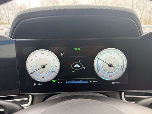 Used 2021 Hyundai Elantra Limited w/ Cargo Package image 27