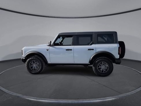 New 2025 Ford Bronco Badlands image 5