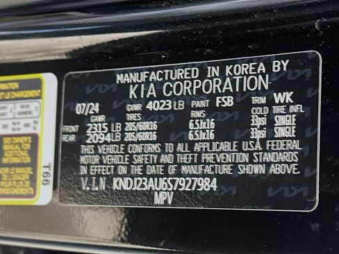 Used 2025 Kia Soul LX w/ LX Technology Package image 12