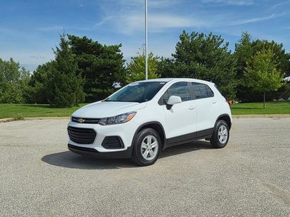 Used 2022 Chevrolet Trax LS w/ Tint and Cruise Package