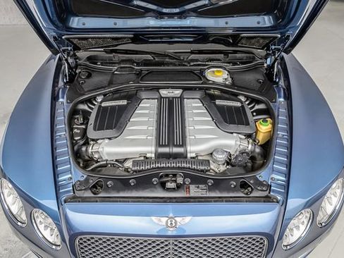 Used 2014 Bentley Flying Spur W12 AWD/4WD image 17
