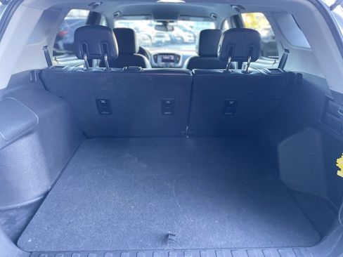 Used 2019 GMC Terrain SLT image 16