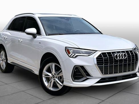 Used 2024 Audi Q3 2.0T Premium Plus w/ Premium Plus Package AWD/4WD image 3