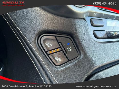 Used 2015 Chevrolet Suburban LTZ image 32