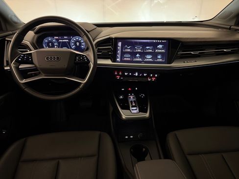 Used 2024 Audi Q4 e-tron Premium w/ Convenience Package image 26