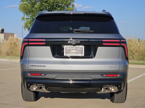 New 2027 Chevrolet Traverse LT w/ Midnight/Sport Edition FWD image 8