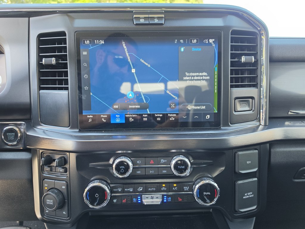 Used 2025 Ford F250 Lariat w/ Black Appearance Package AWD/4WD image 21
