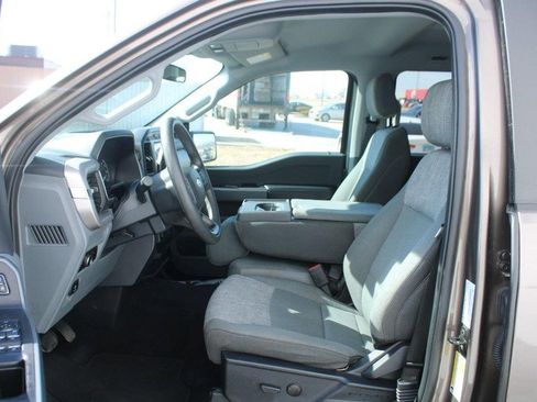 Used 2023 Ford F150 XLT image 8