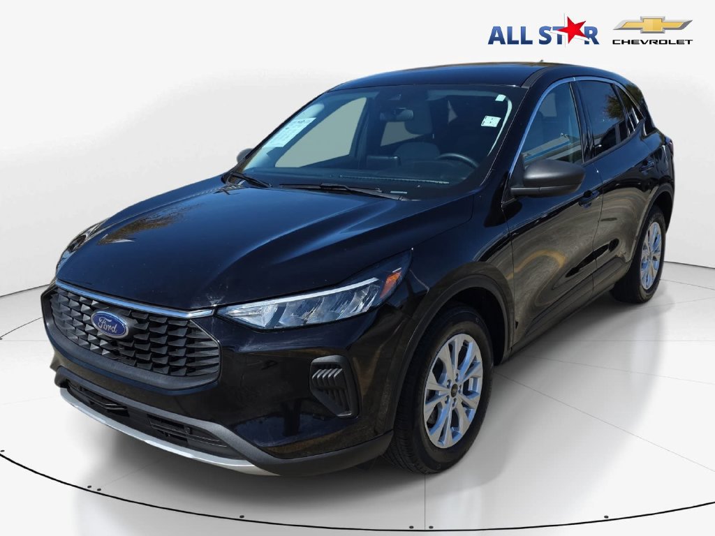 Used 2024 Ford Escape Active w/ Cold Weather Package FWD image 8