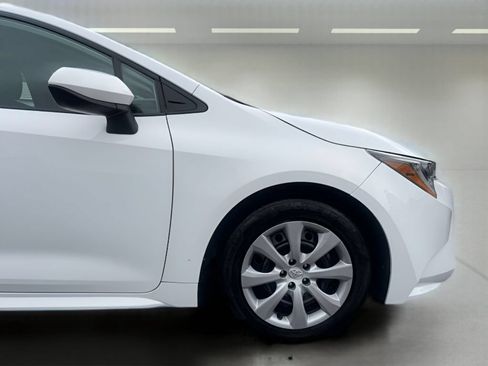 Used 2024 Toyota Corolla LE FWD image 22