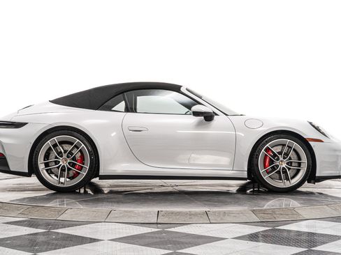 Used 2026 Porsche 911 Carrera S image 18