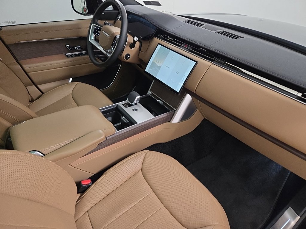 Used 2026 Land Rover Range Rover SE AWD/4WD image 28
