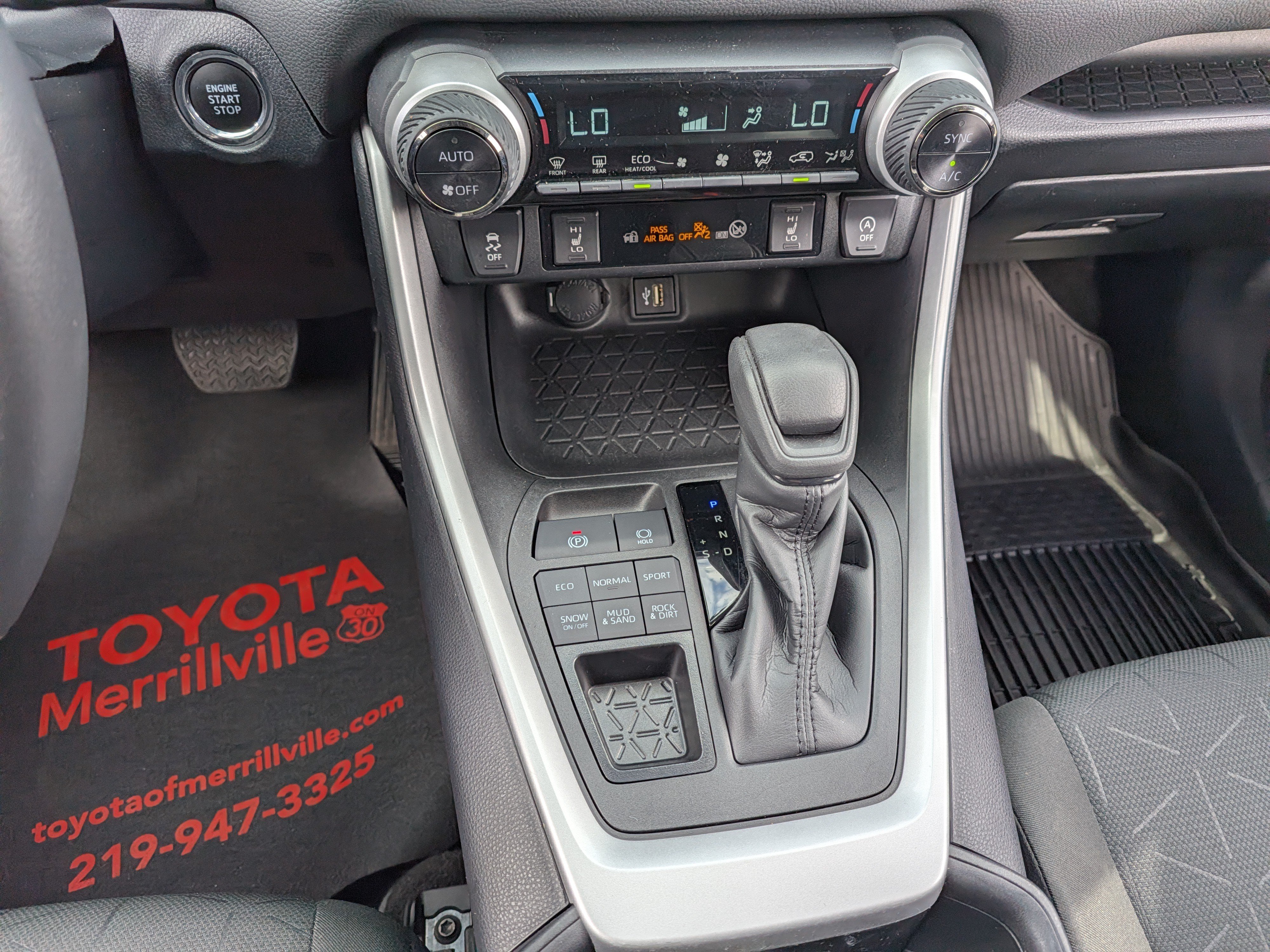 Certified 2024 Toyota RAV4 XLE w/ Convenience Package AWD/4WD image 33