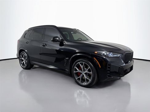 New 2026 BMW X5 xDrive50e w/ M Sport Package AWD/4WD image 3