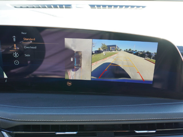 Used 2025 Cadillac XT4 Premium Luxury FWD image 34
