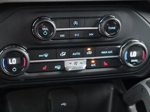 Used 2021 Ford Bronco Big Bend w/ Sasquatch Package image 32