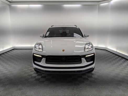 New 2026 Porsche Macan AWD/4WD image 19