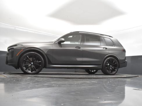 Used 2026 BMW X7 xDrive40i w/ Executive Package AWD/4WD image 42