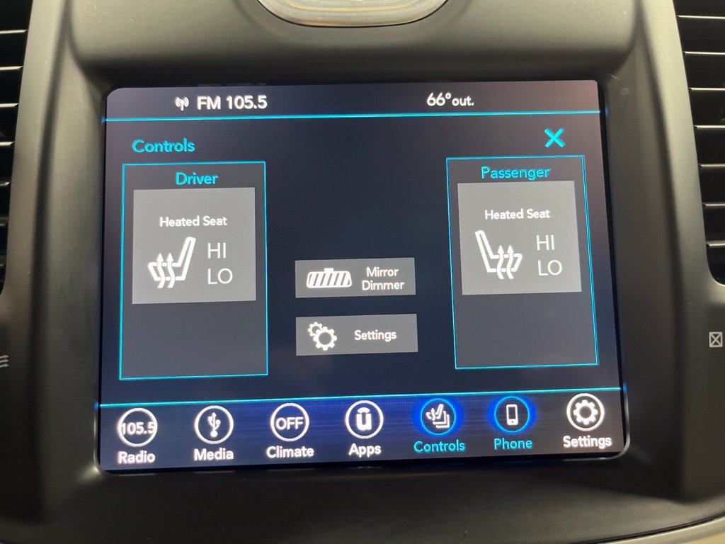 Used 2018 Chrysler 300 Touring L RWD image 22