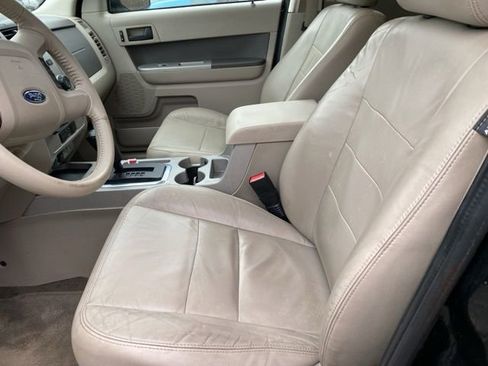 Used 2010 Ford Escape XLT image 14