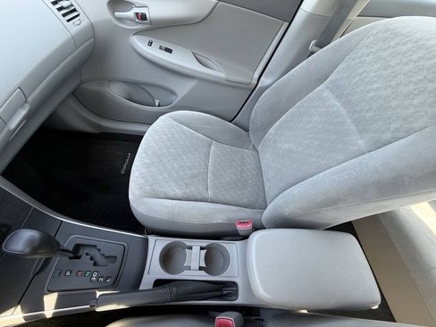 Used 2009 Toyota Corolla LE FWD image 21