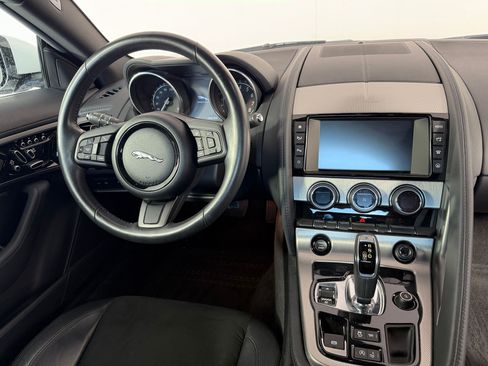 Used 2017 Jaguar F-TYPE Coupe RWD image 31