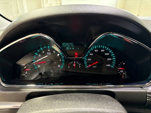 Used 2015 Chevrolet Traverse LTZ AWD/4WD image 14