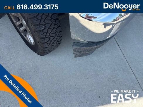 Used 2018 Chevrolet Silverado 1500 LT w/ All Star Edition AWD/4WD image 6