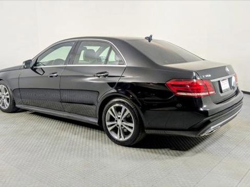 Used 2016 Mercedes-Benz E 350 Sedan w/ Premium Package image 4