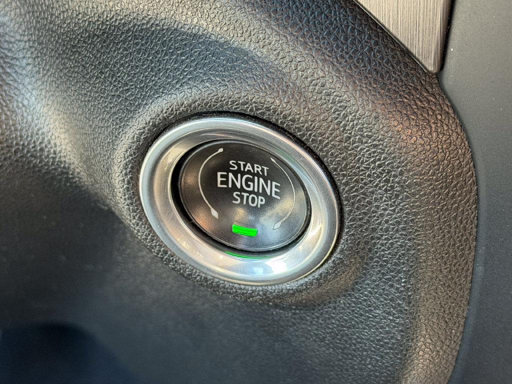 Certified 2020 GMC Sierra 1500 AT4 w/ AT4 Premium Package AWD/4WD image 43