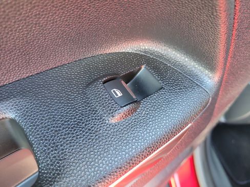 Used 2019 Ford EcoSport SE w/ SE Convenience Package FWD image 14