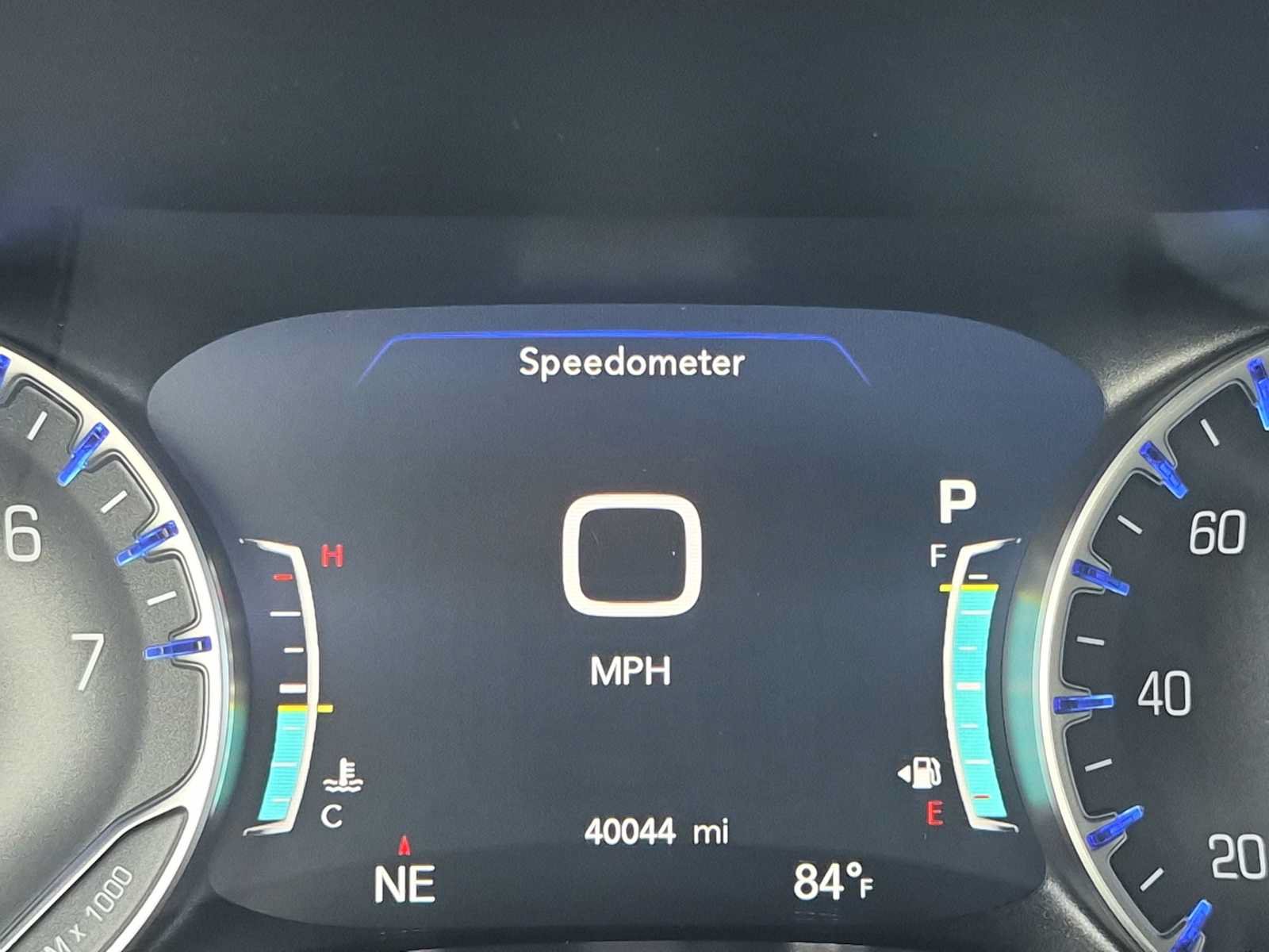 Used 2026 Chrysler Pacifica Select FWD image 30