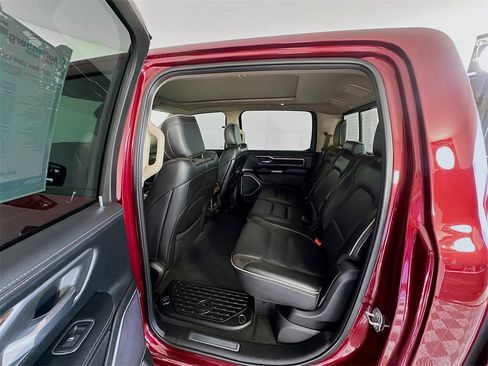 Used 2019 RAM 1500 Laramie image 25