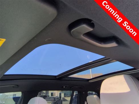 Used 2024 Mercedes-Benz GLS 450 4MATIC image 18