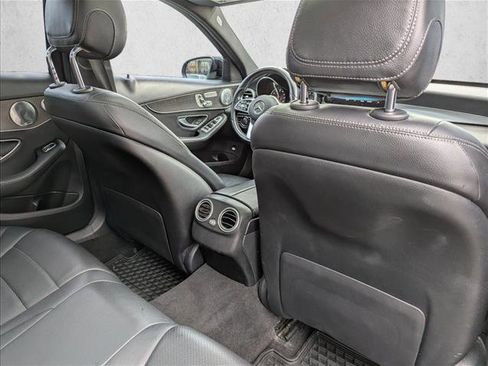 Used 2019 Mercedes-Benz C 300 4MATIC Sedan image 30