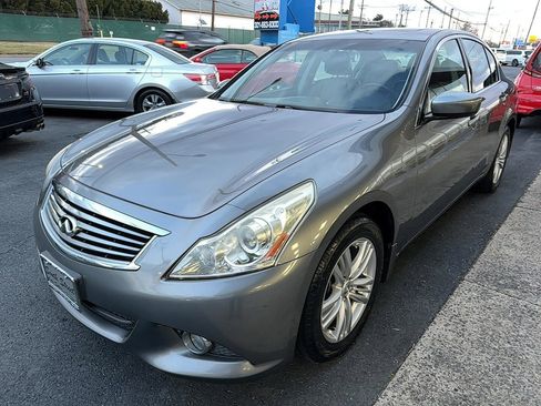 Used 2010 INFINITI G37 x Sedan w/ Premium Pkg image 4