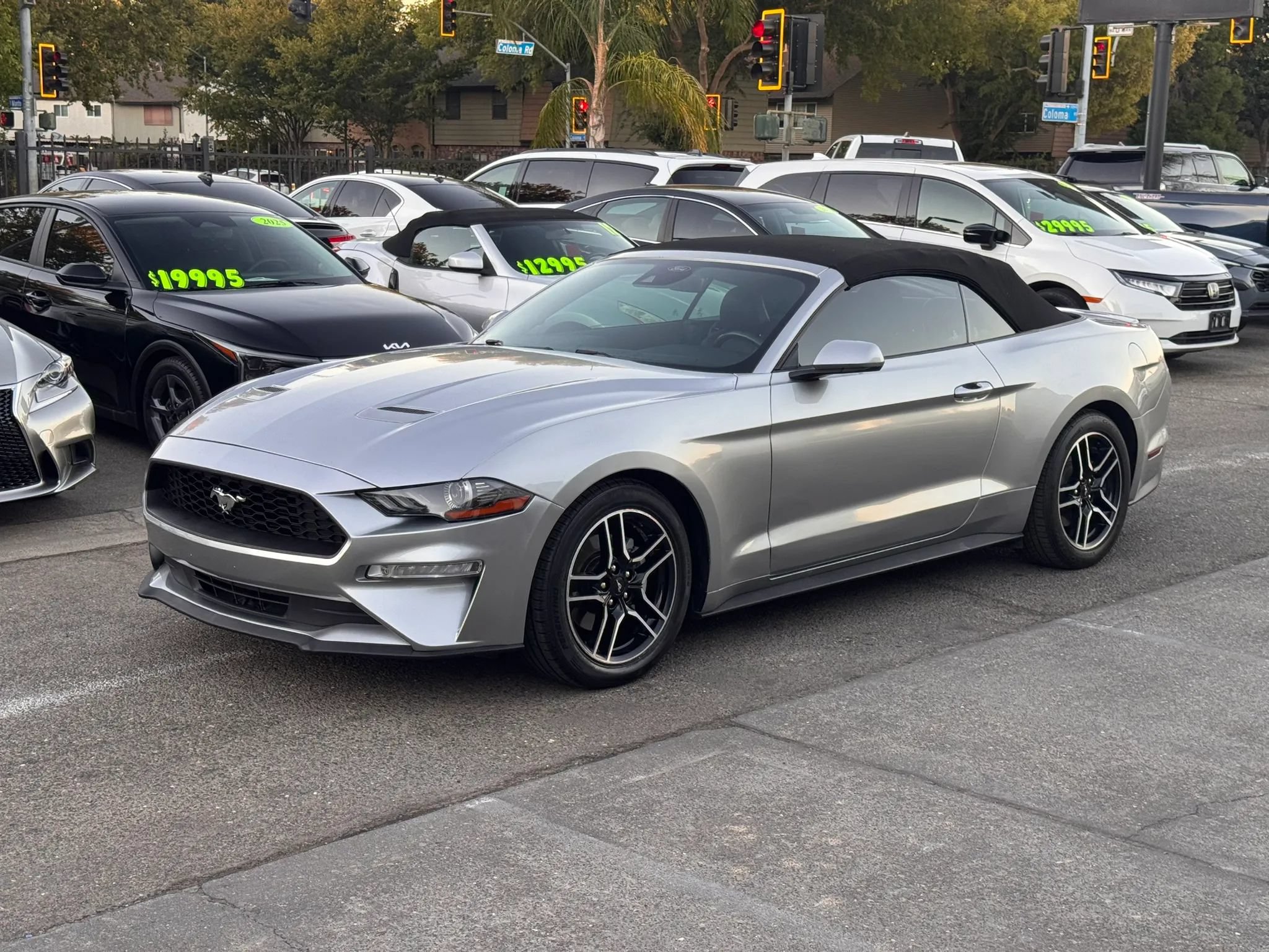 Used 2021 Ford Mustang Premium RWD image 2
