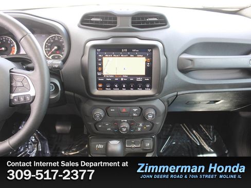 Used 2023 Jeep Renegade Limited w/ Sun/Sound Group AWD/4WD image 17