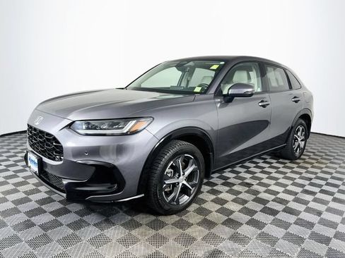 Used 2023 Honda HR-V EX-L image 2