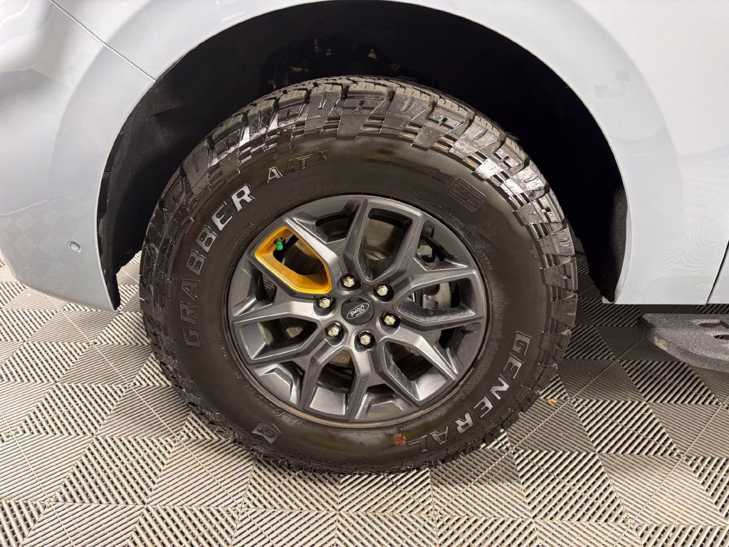 Used 2025 Ford Expedition Tremor AWD/4WD image 11