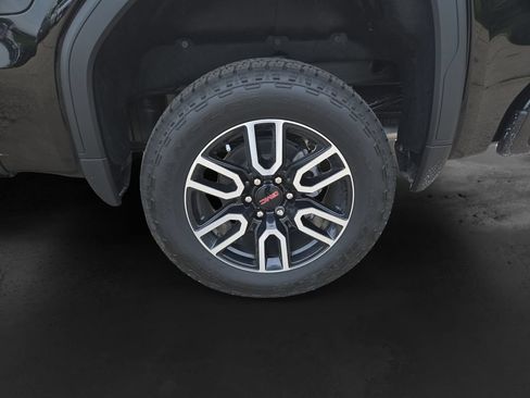 New 2026 GMC Sierra 1500 AT4 w/ Technology Package AWD/4WD image 11