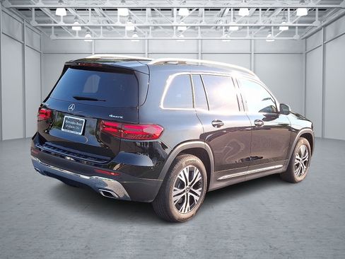 Certified 2024 Mercedes-Benz GLB 250 4MATIC image 6