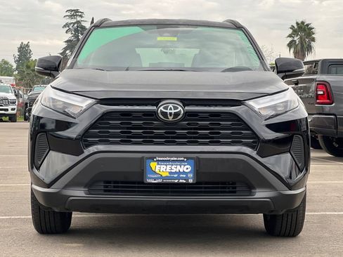 Used 2024 Toyota RAV4 XLE image 9