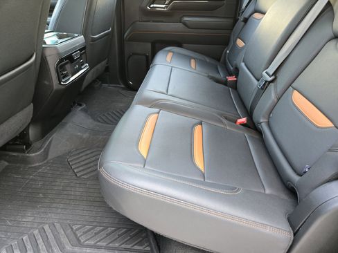 Used 2024 GMC Sierra 2500 AT4 w/ AT4 Premium Plus Package image 22