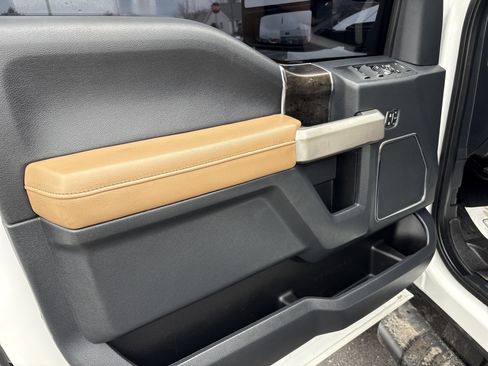 Used 2022 Ford F250 Lariat w/ Lariat Ultimate Package image 22